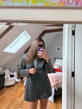 Pietro Cuero’s vintage black genuine leather blazer-style jacket
